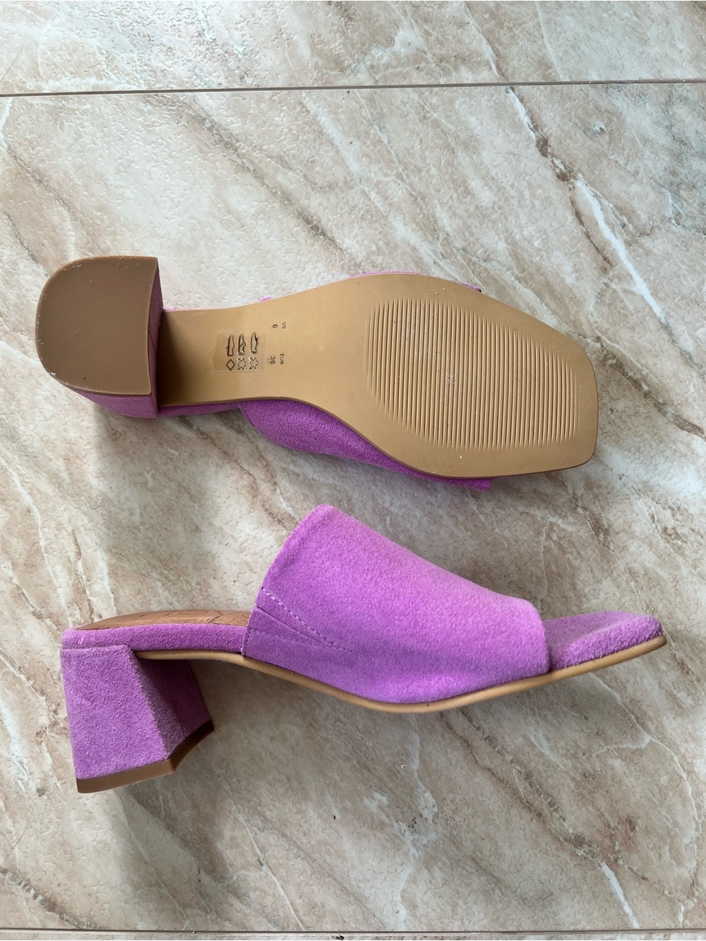 Women’s Open-Toe Block Heel Mule in Pink